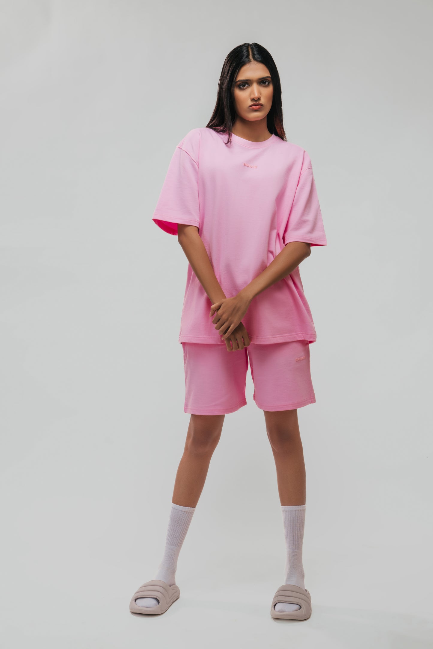T-SHIRT / SOLID COLORS / OVER-SIZED FIT / UNISEX