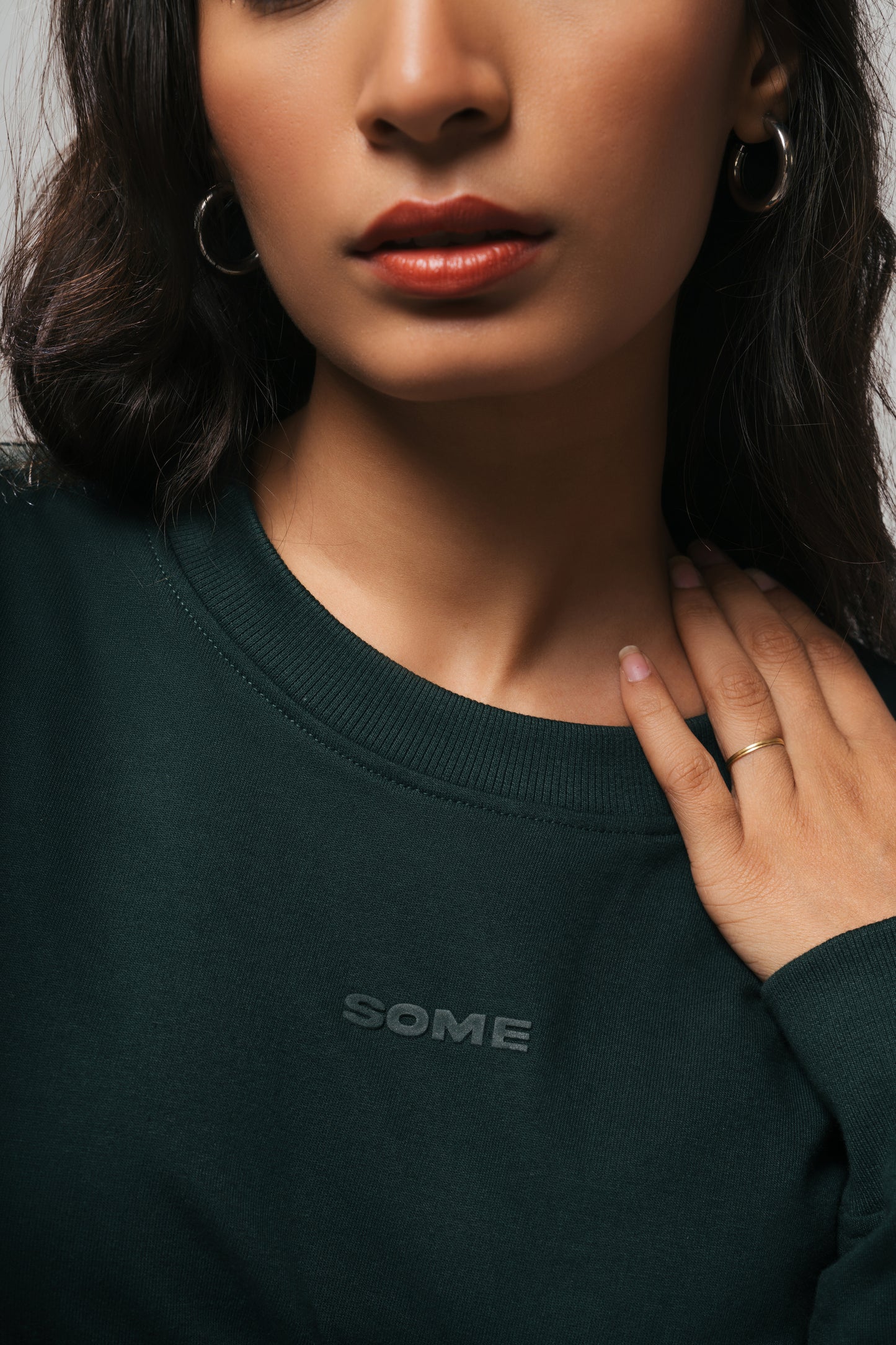 T-SHIRT / SOLID COLORS / OVER-SIZED FIT / UNISEX