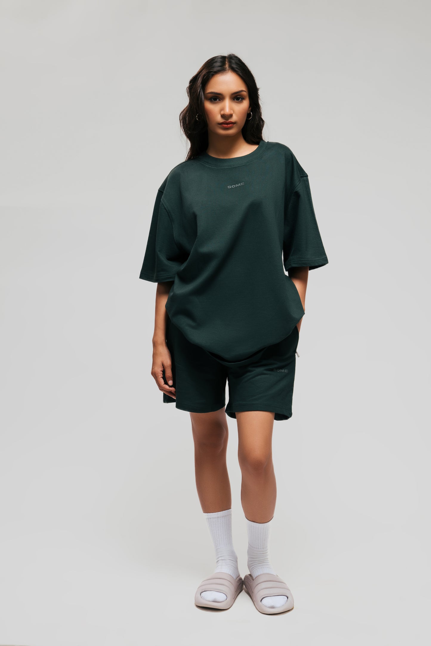 T-SHIRT / SOLID COLORS / OVER-SIZED FIT / UNISEX