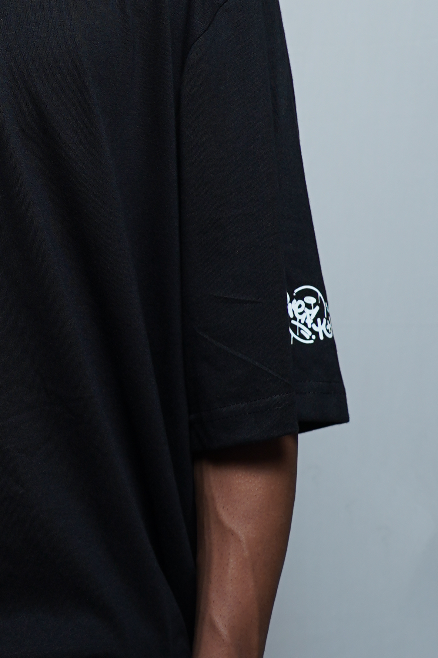 BRONX / T-SHIRT / UNISEX / OVER-SIZED FIT