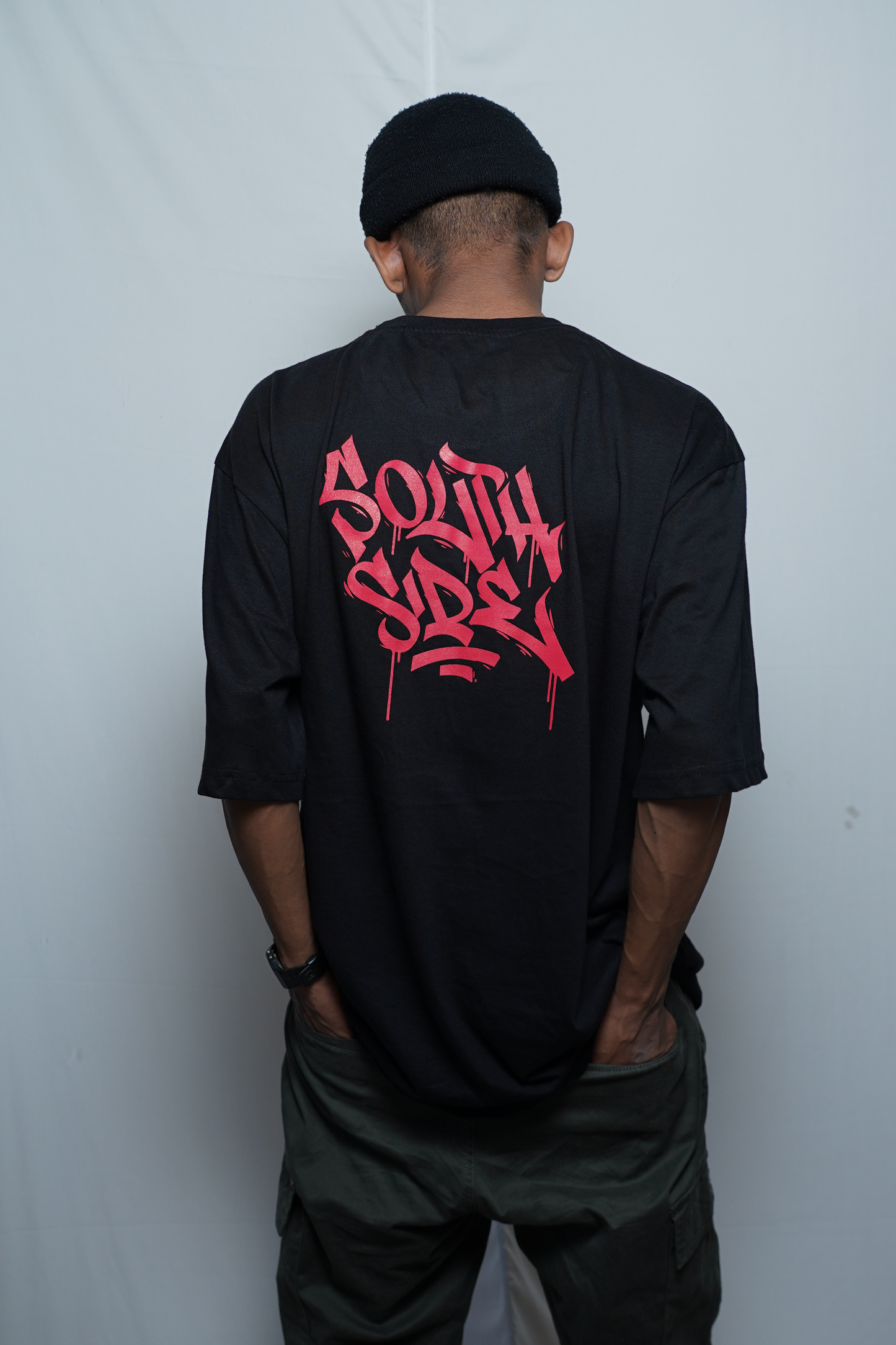 SOUTHSIDE / T-SHIRT / UNISEX / OVER-SIZED FIT